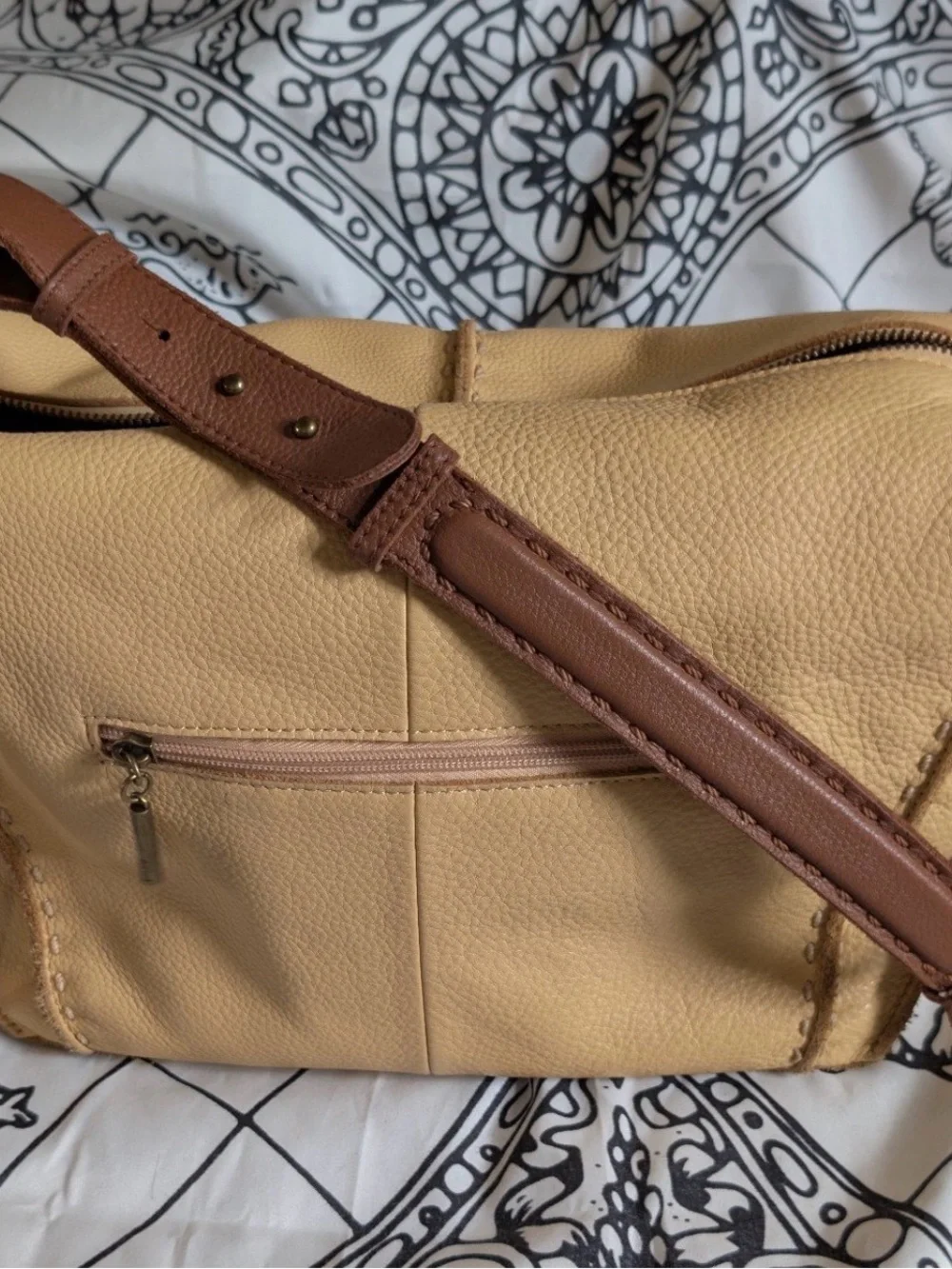 The Sak Los Feliz Hobo Shoulder Bag in buttercup